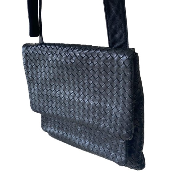 Timmy Woods Beverly Hills Woven Buttery Soft Leather Messenger Crossbody Handbag - Picture 3 of 16